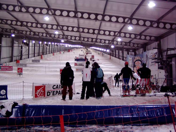 Snowhall à Amneville les thermes ski indoor